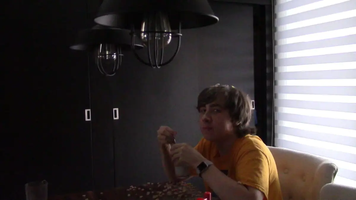 Portada de Aidsmoji: The Forbidden Fruit