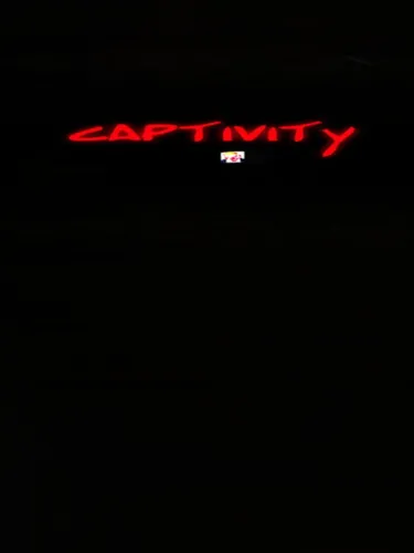 Portada de Captivity