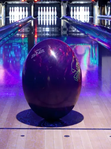 Portada de Cosmic Bowling