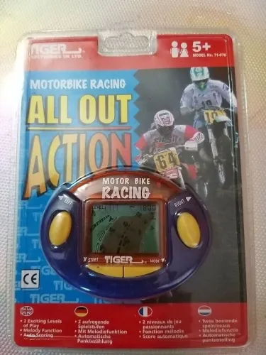 Portada oficial del videojuego Motorbike Racing