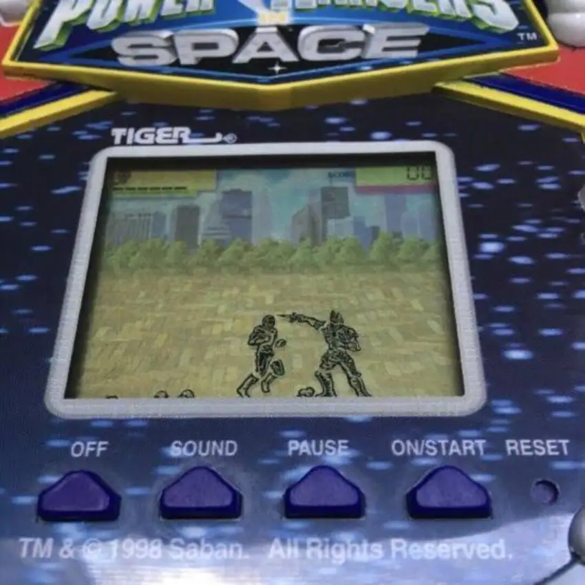 Saban’s Power Rangers in Space