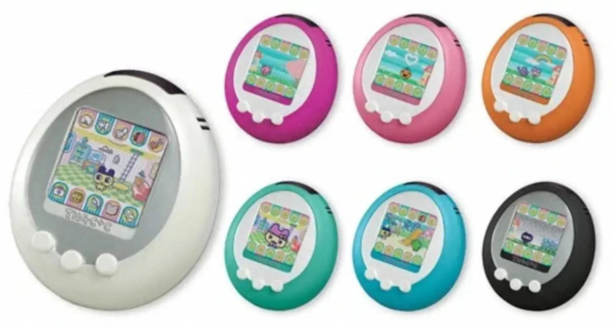 Tamagotchi Plus Color