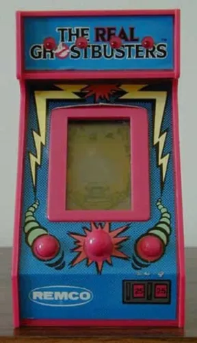 Portada oficial del videojuego The Real Ghostbusters